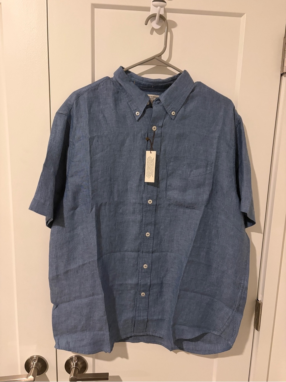 Banana Republic Blue Short Sleeve Linen Button-Down Shirt